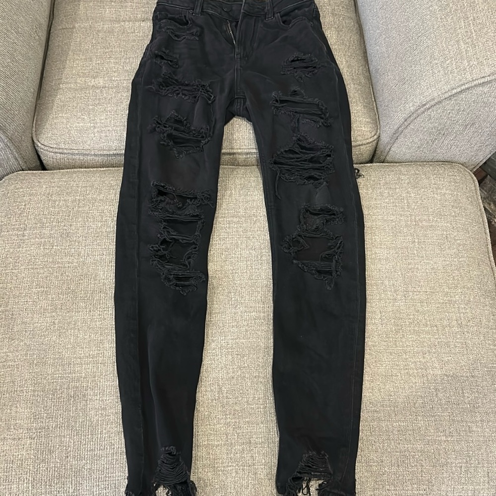 American eagle black ripped jeans size 000